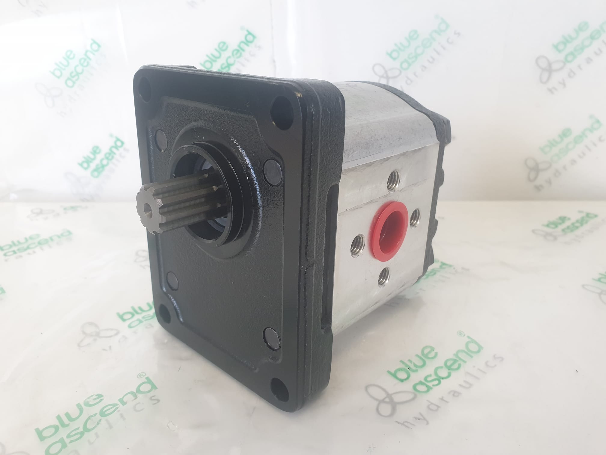 Blue Ascend Hydraulics GmbH - Same, Schlepper, Antares, Laser  