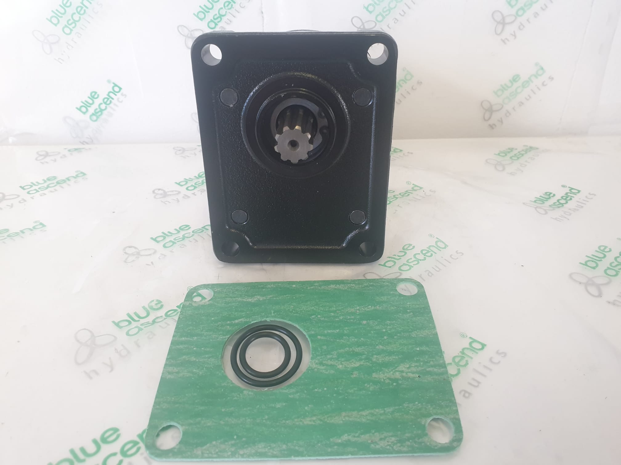 Blue Ascend Hydraulics GmbH - Same, Schlepper, Antares, Laser  